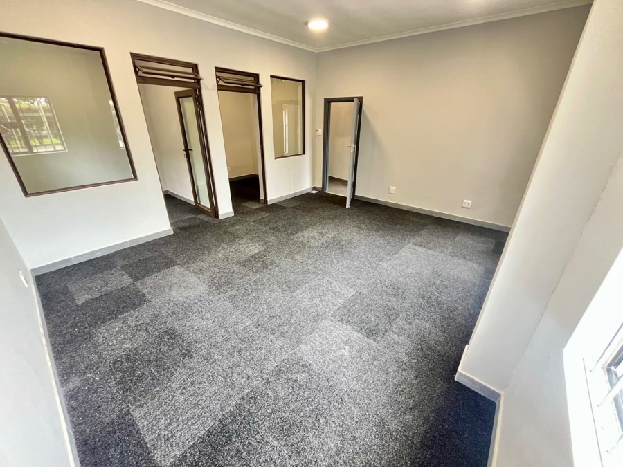 To Let commercial Property for Rent in Vincent Eastern Cape